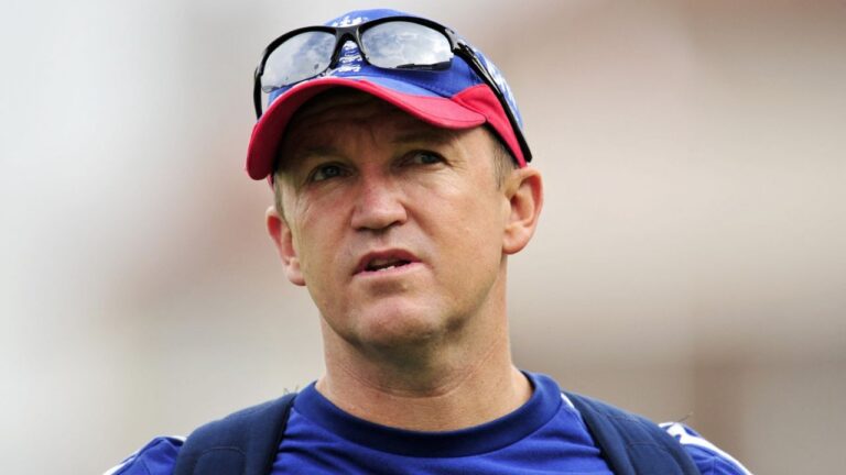 Gulf Giants Appoint Simon Helmot as New Head Coach for ILT20 2026