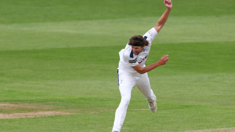 Jack White Stars as Yorkshire Seamers Dominate Warwickshire at Edgbaston