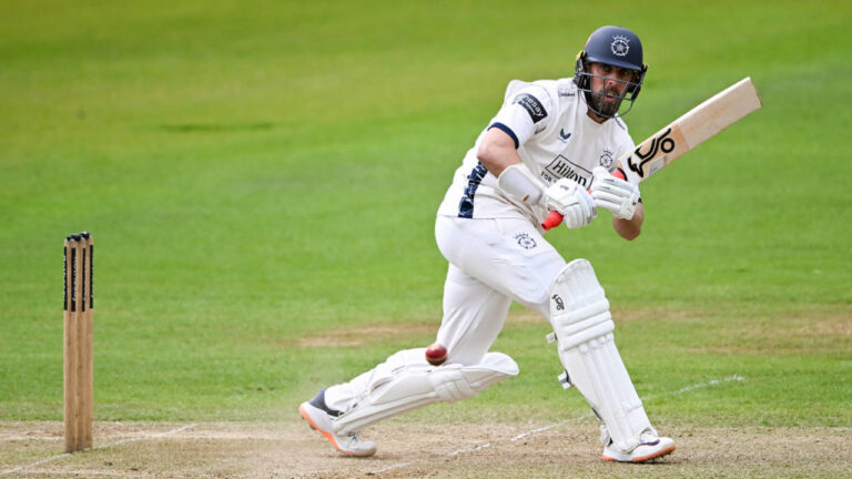 Jake Lehmann Scores Maiden Hampshire Century in Rain-Hit Draw vs Nottinghamshire